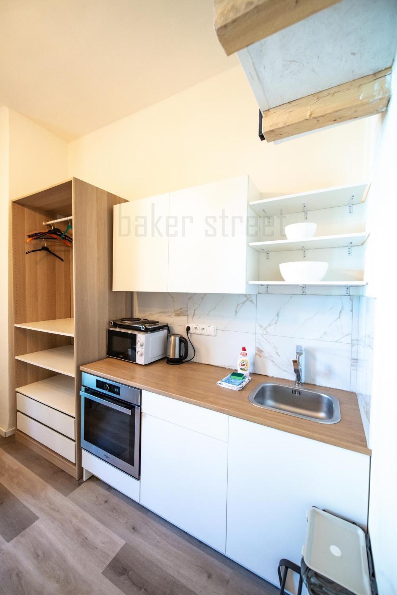 Storey Apartment Close To Metro Palmovka Prague Extérieur photo
